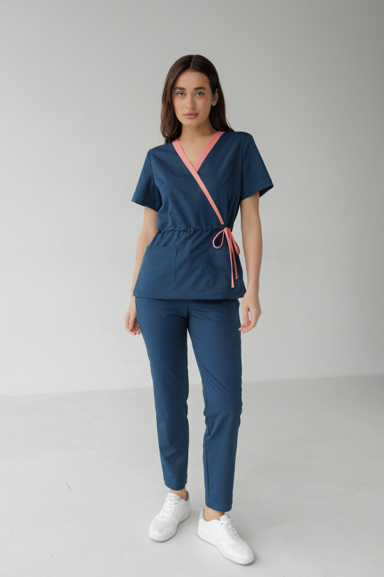 Женский медицинский костюм (стрейч/синий-коралл) "Лора"